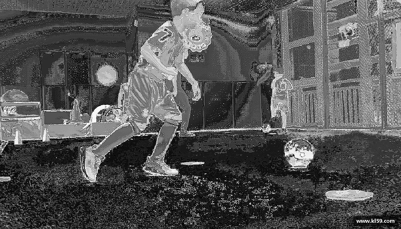 B—sports拼尽全力，超越自我！